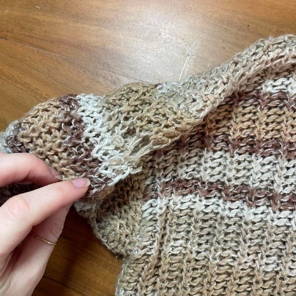 American Eagle Outfitters beige & brown knit sweater Size XS - Picture 5 of 8